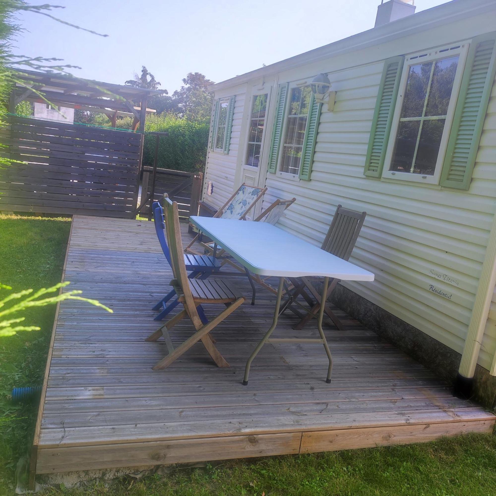 Mobile-Home Avec Terrasse Thonon-les-Bains Buitenkant foto